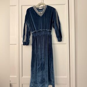 Buru Elegant Velour Dress size s